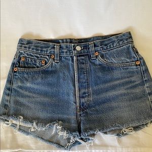 Vintage Levi’s Cut-off Jean Shorts